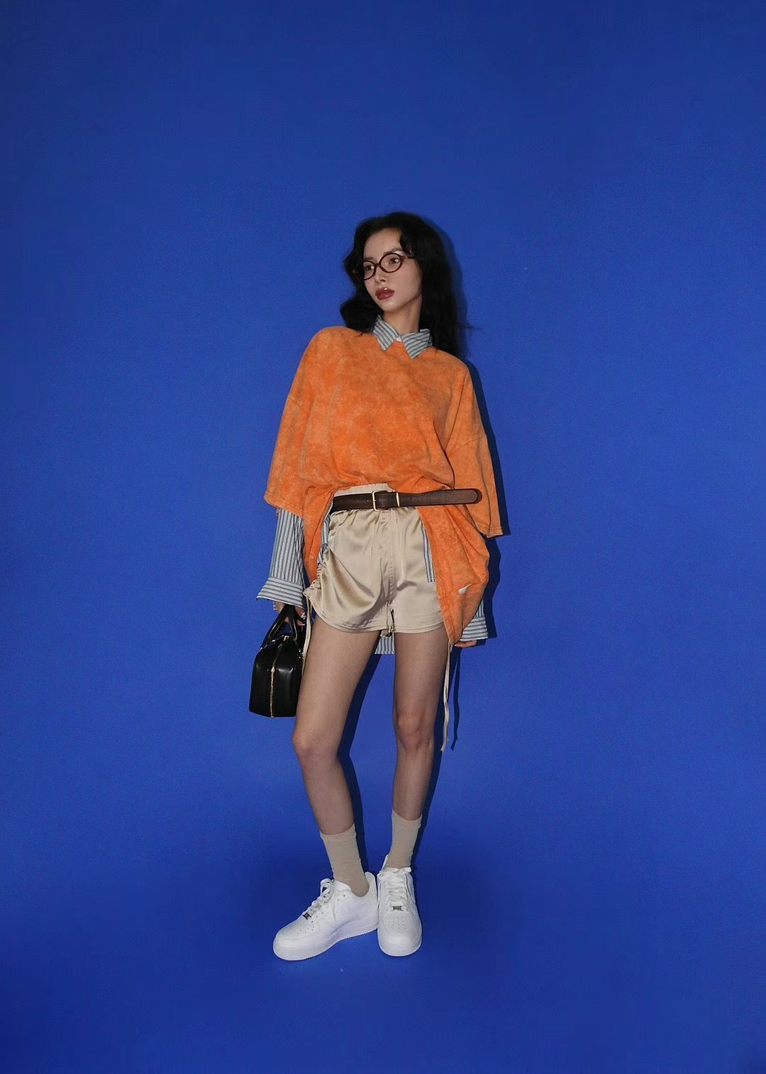 Solid color stone ground Tee