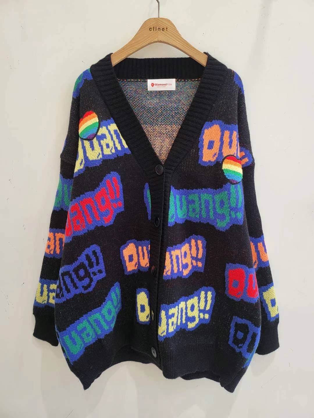 彩英文字冷外套