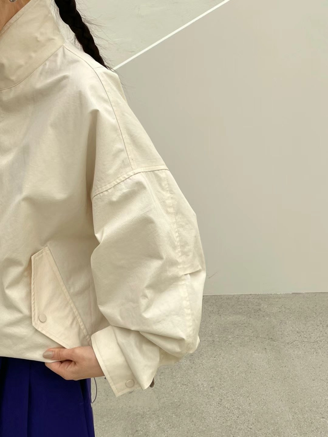 button collar jacket