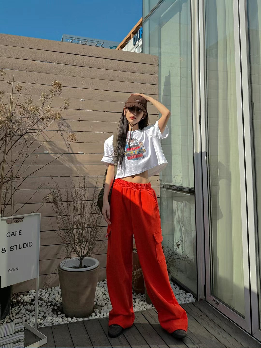 Side two pocket cloth trousers