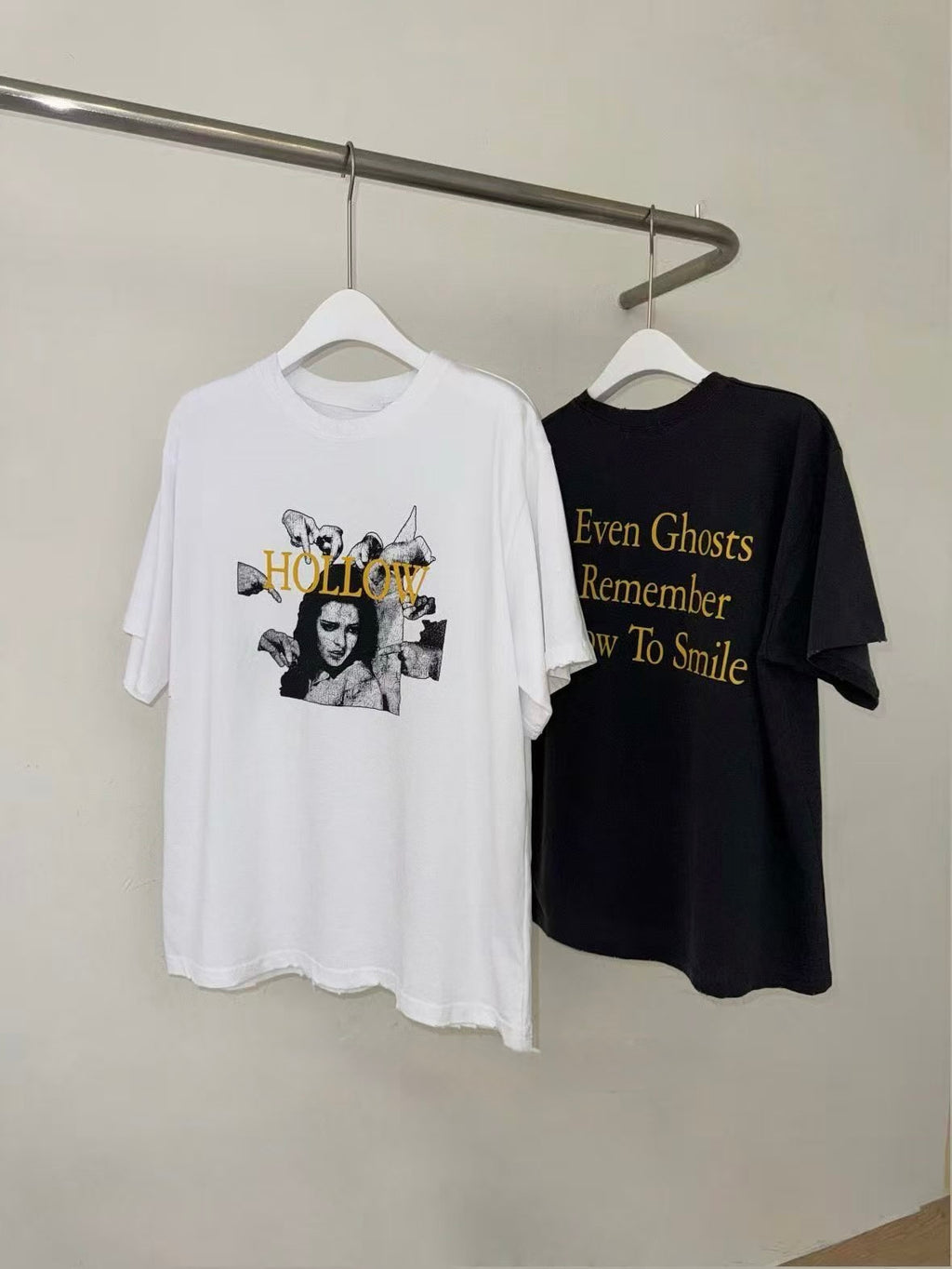 “HOLLOW” 長Tee