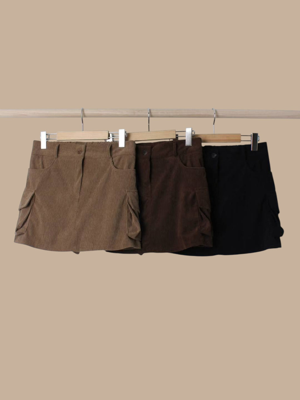 兩袋燈芯絨短裙褲