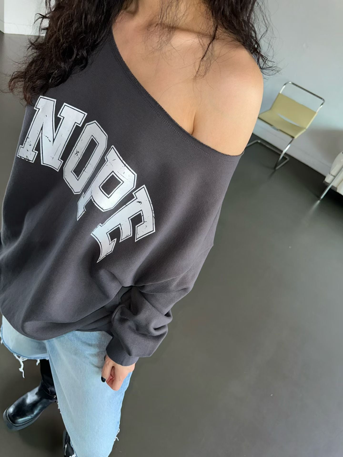“NOPE”跌膊衛衣
