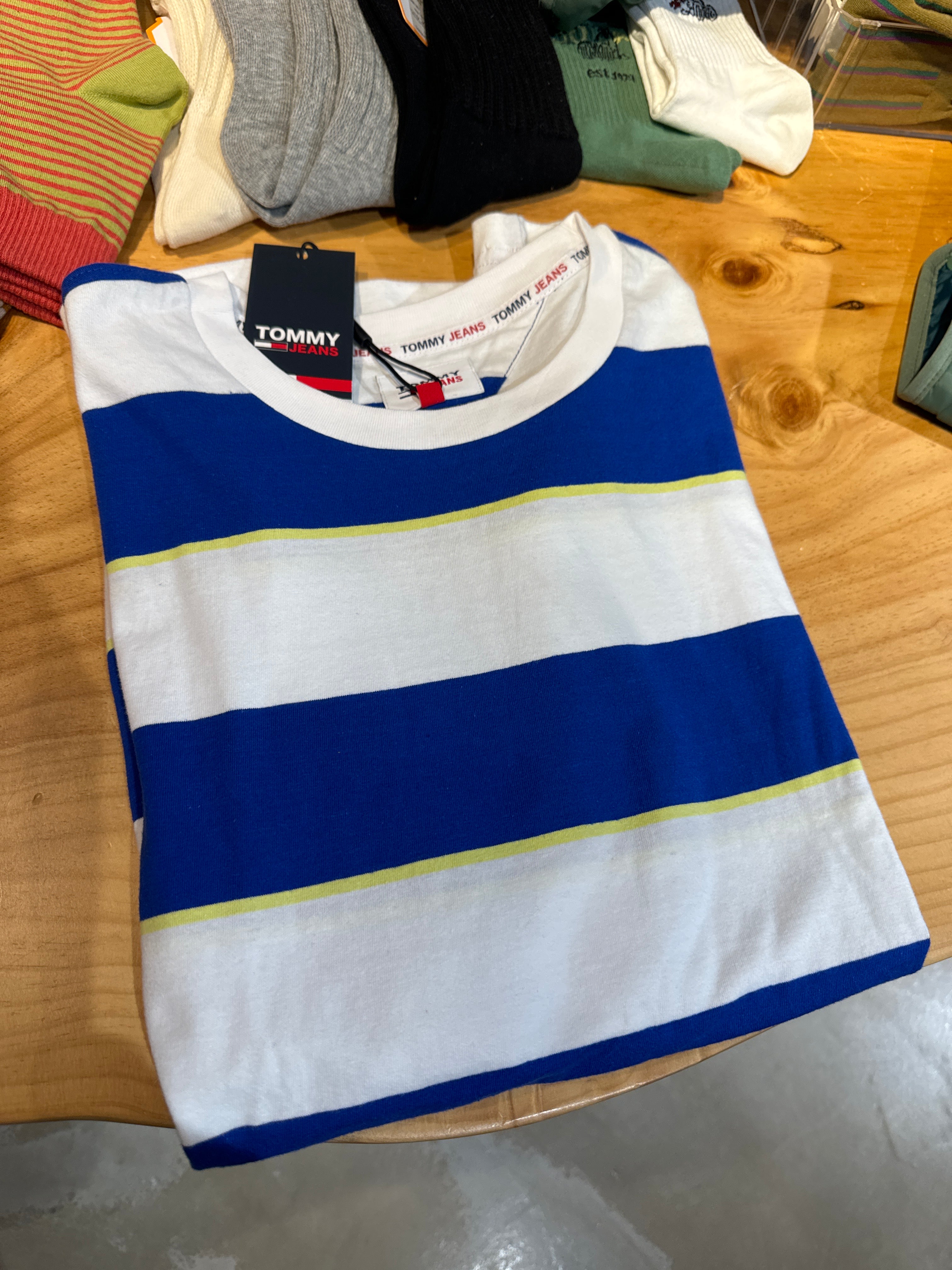 TOMMY橫間Tee