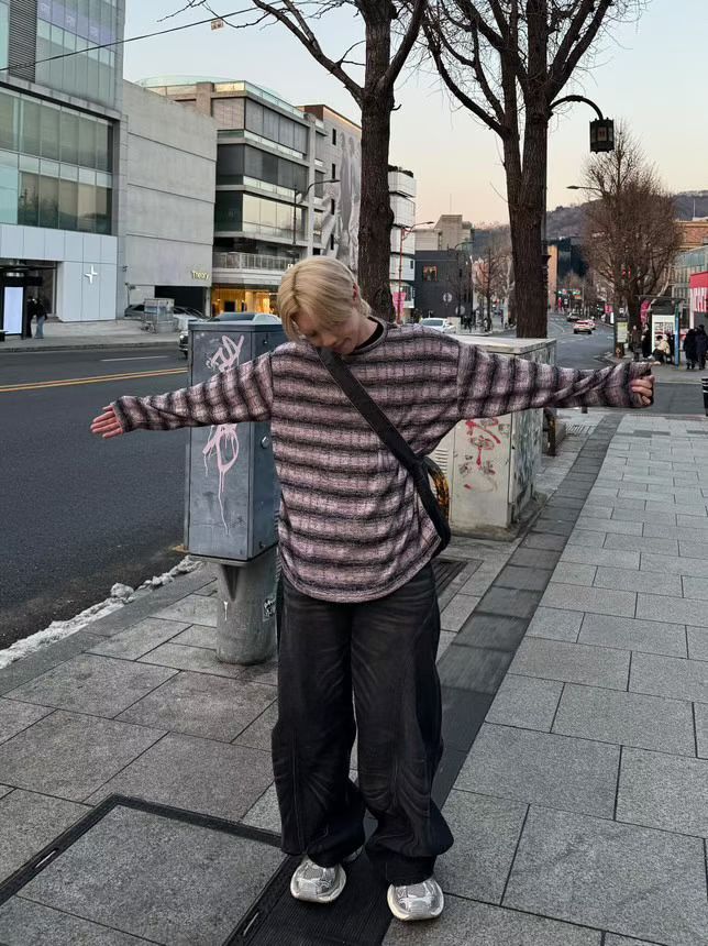 橫間薄線Tee
