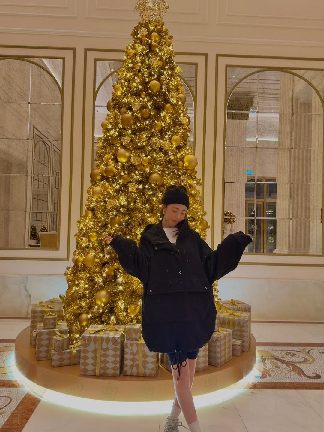 絨面前袋有帽衛衣