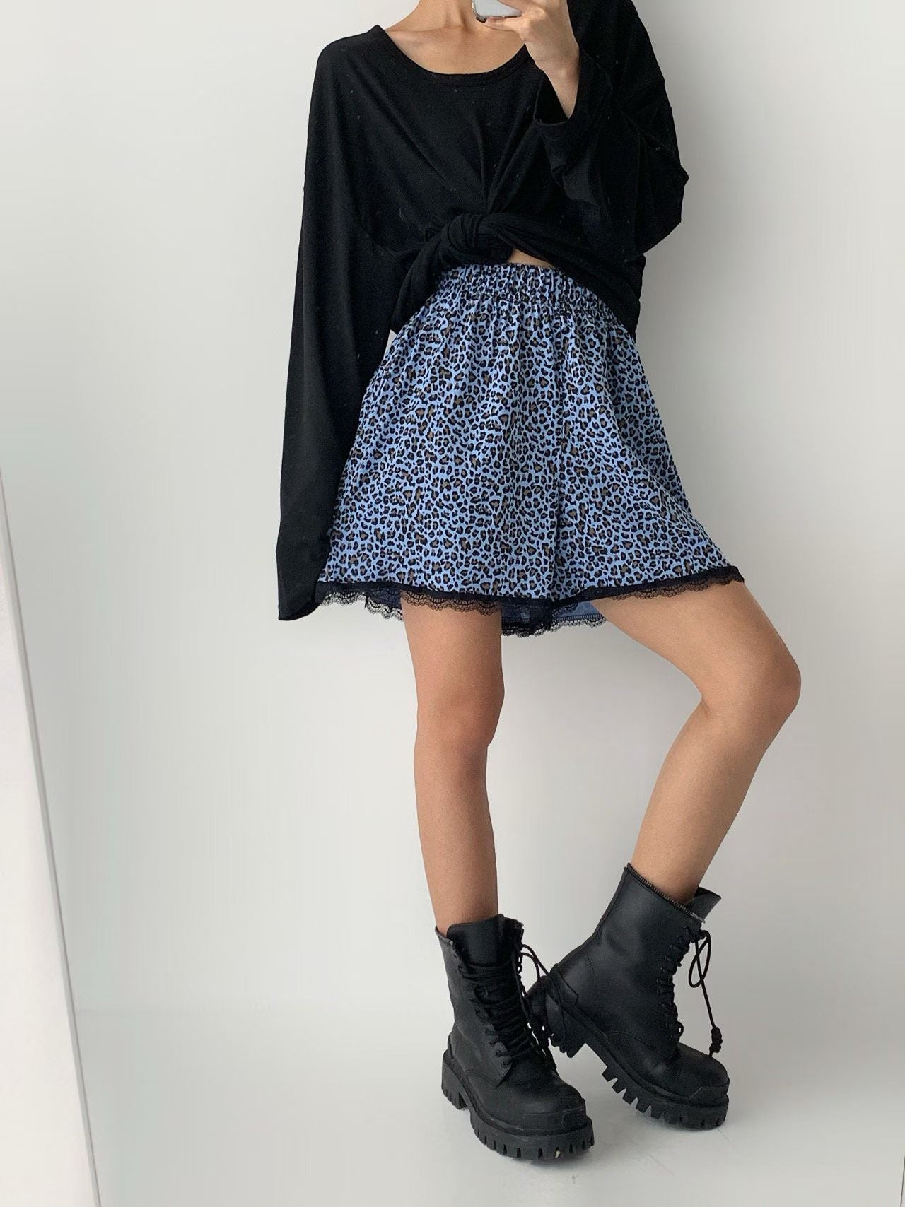 Lace邊豹紋短褲