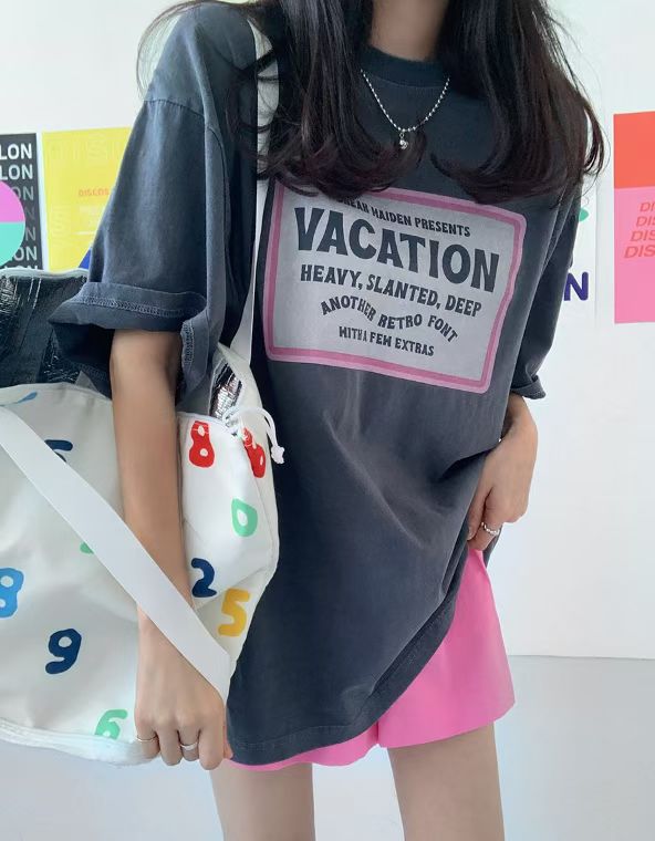 “VACATION”洗水長Tee
