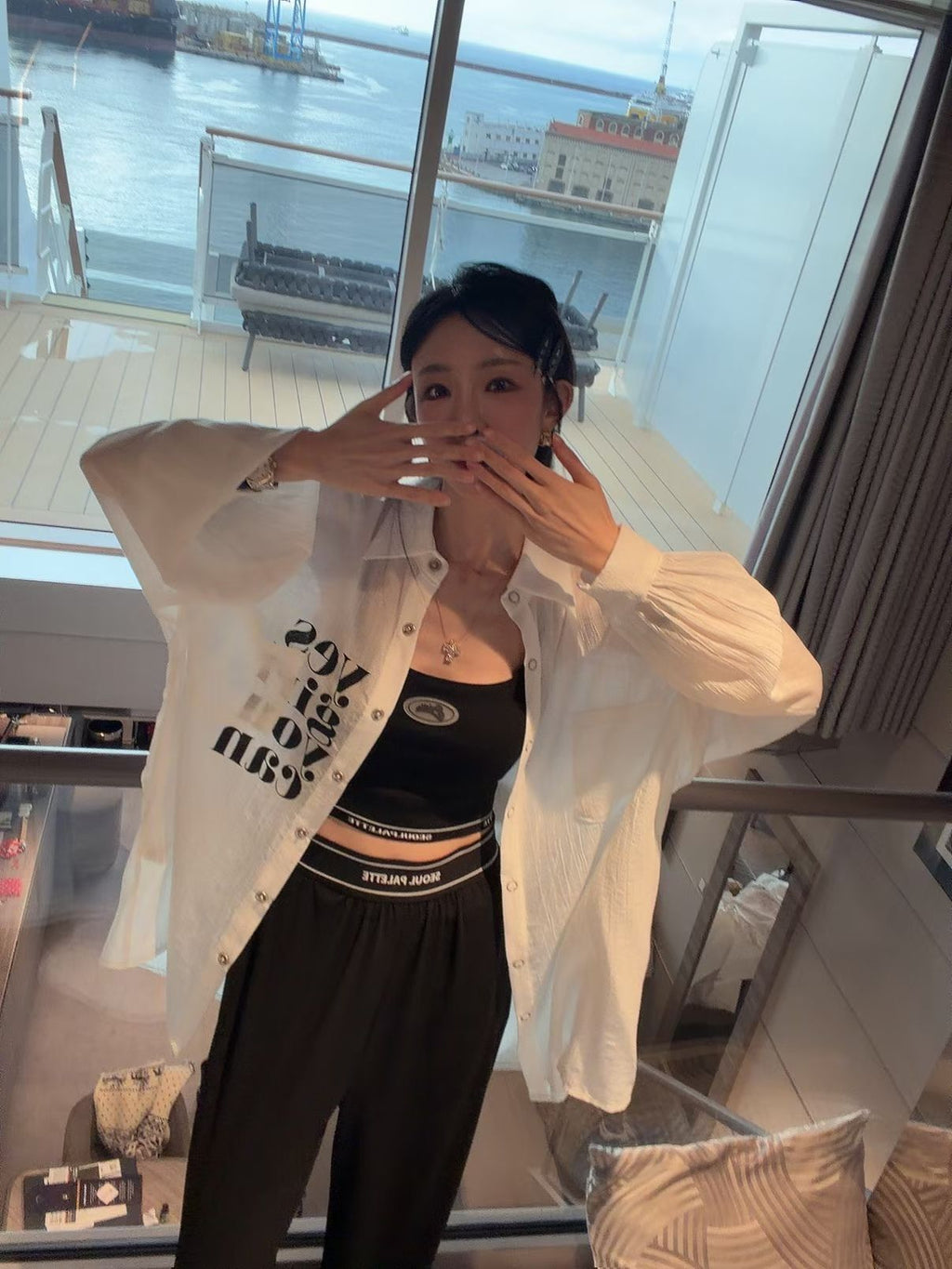 英文字pocket 雪紡長恤衫