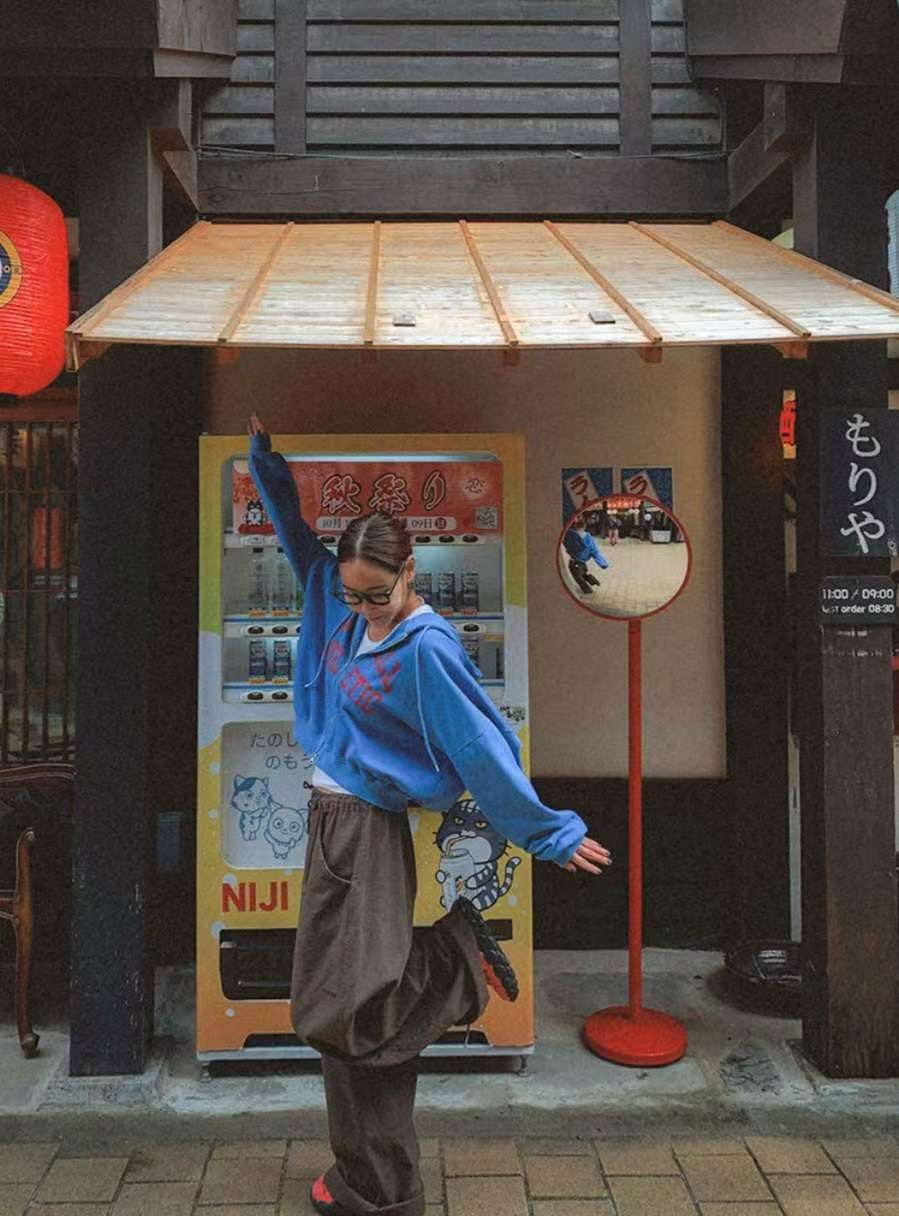 英文字有帽外套