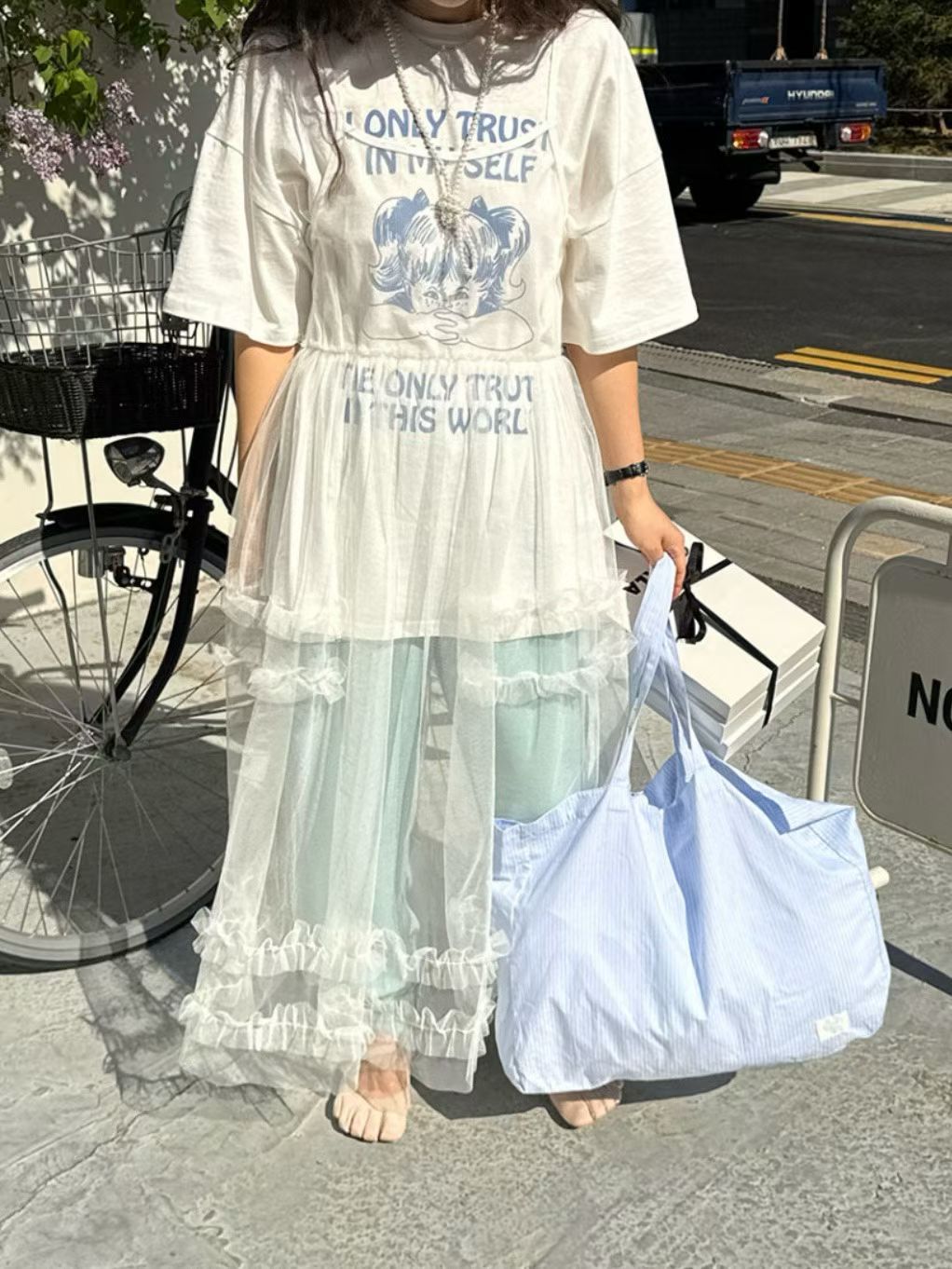 “THE ONLY TRUTH’孖辮妹Tee