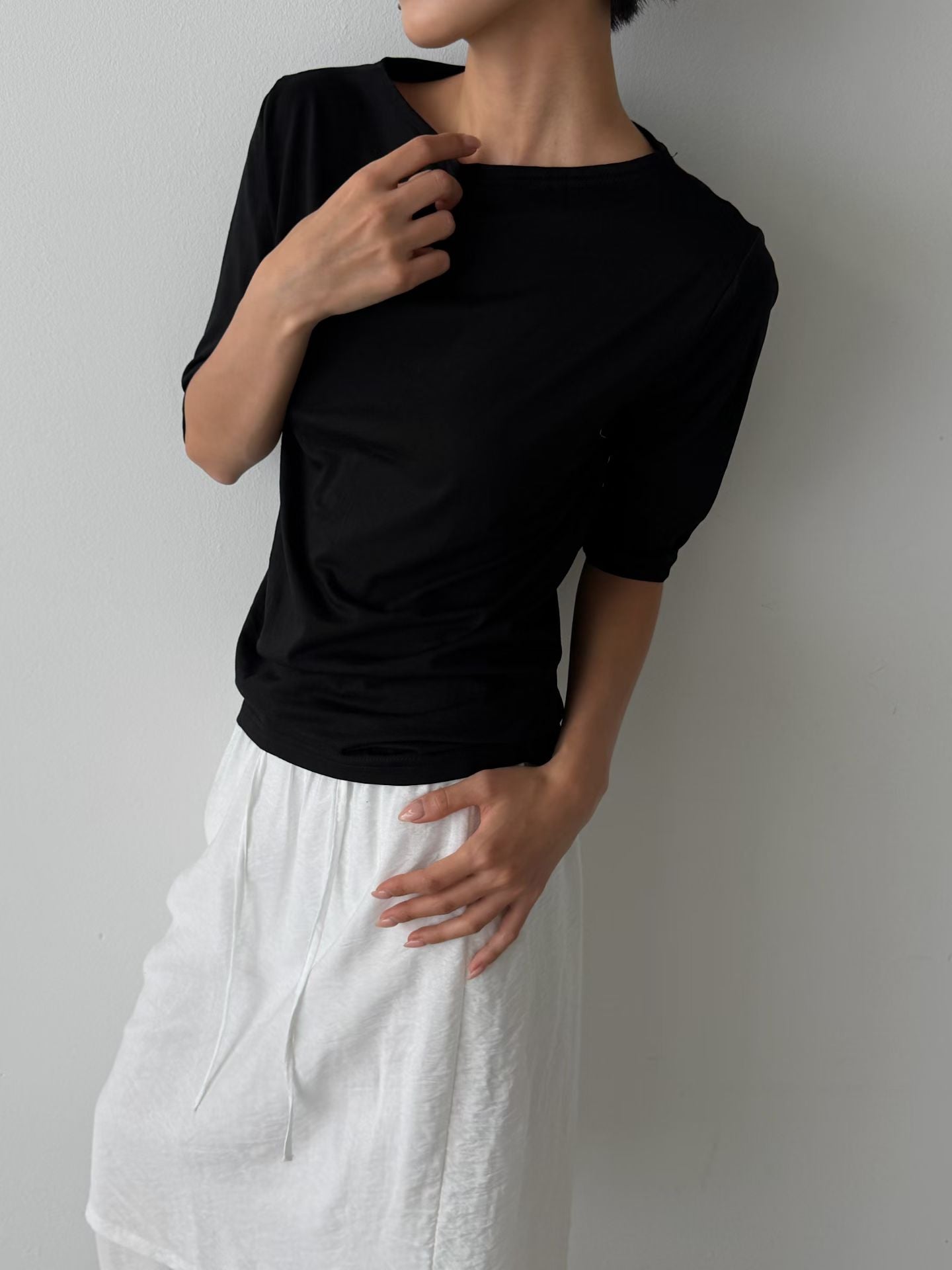 中䄂滑料Tee