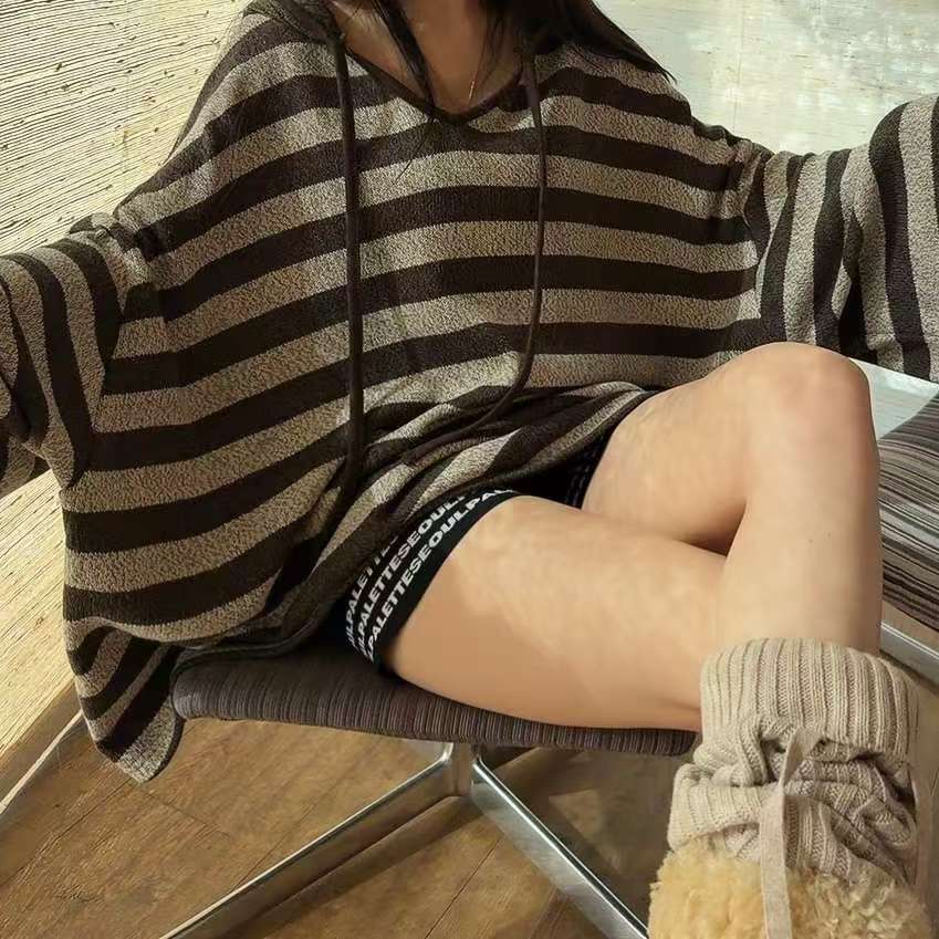 橫間有帽長冷連身裙