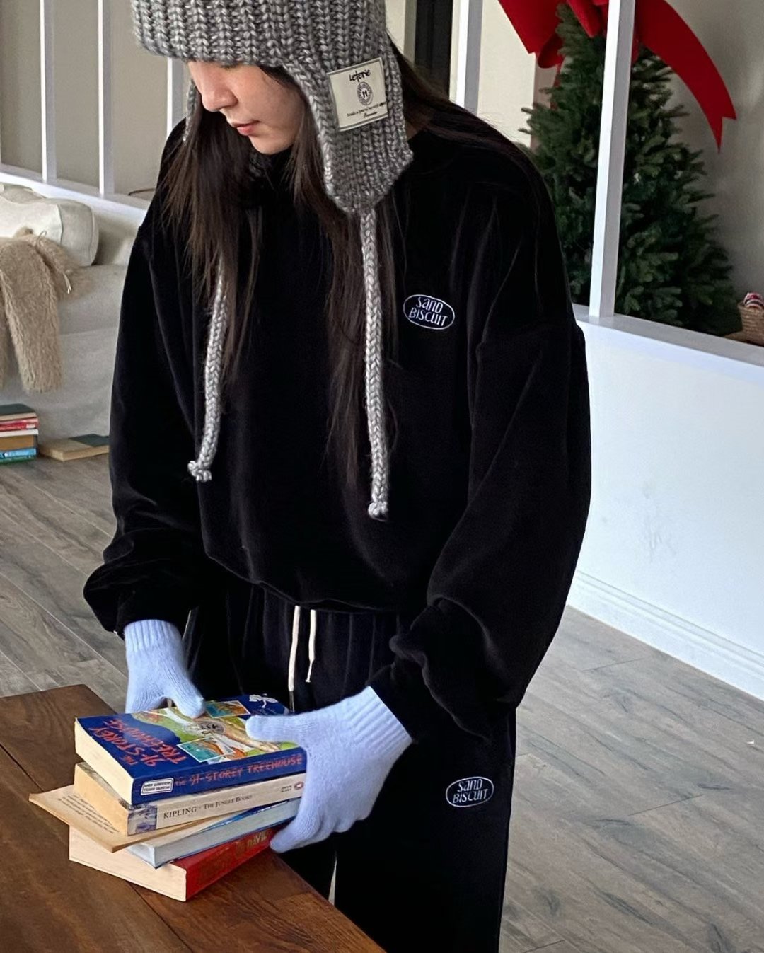 絲絨束袖Tee (set裝可另購𢇁絨長褲)