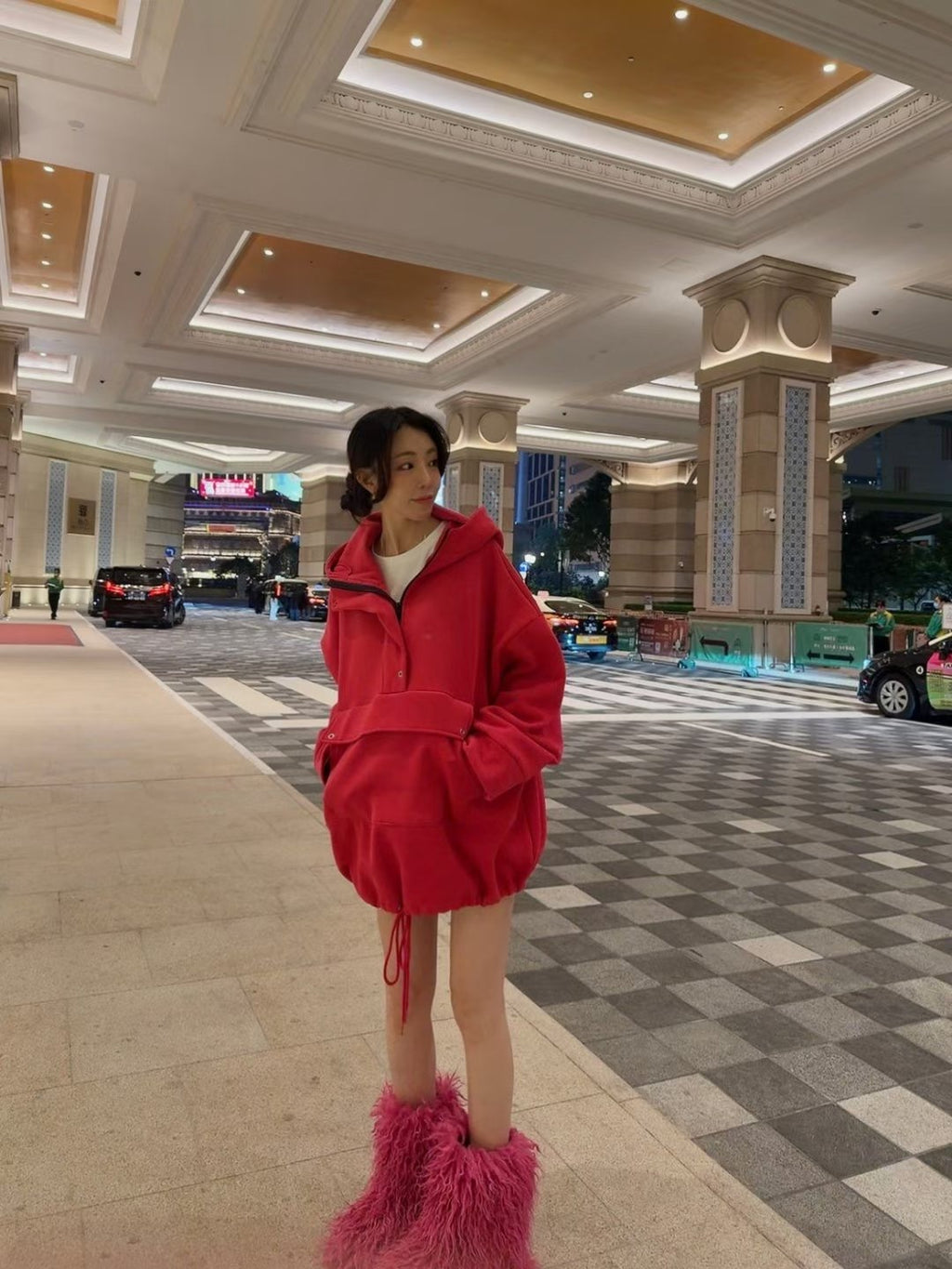 絨面前袋有帽衛衣