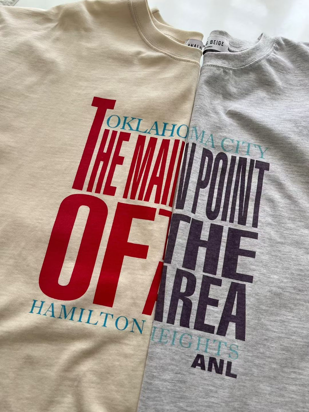 ‘THE MAIN POINT’TEE