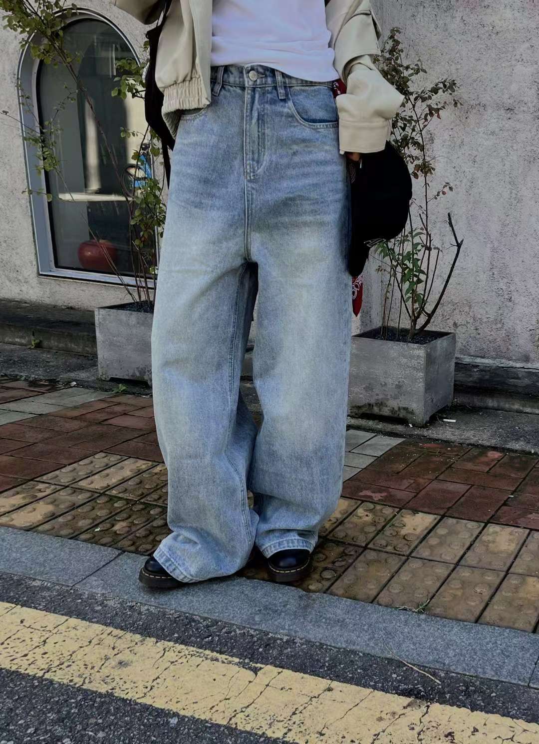 石磨貓須牛仔褲
