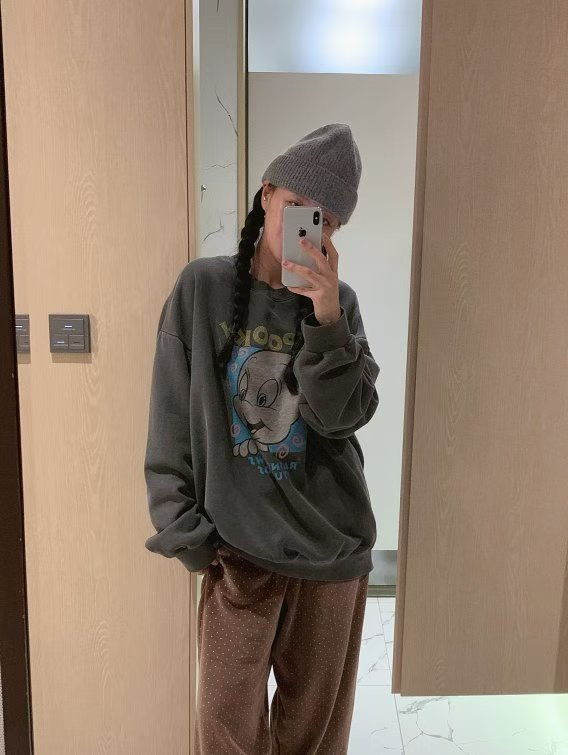 “SPOOKY”洗水衛衣