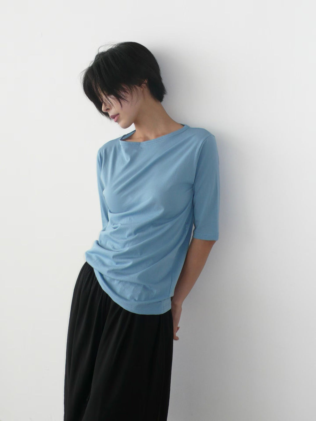 中䄂滑料Tee