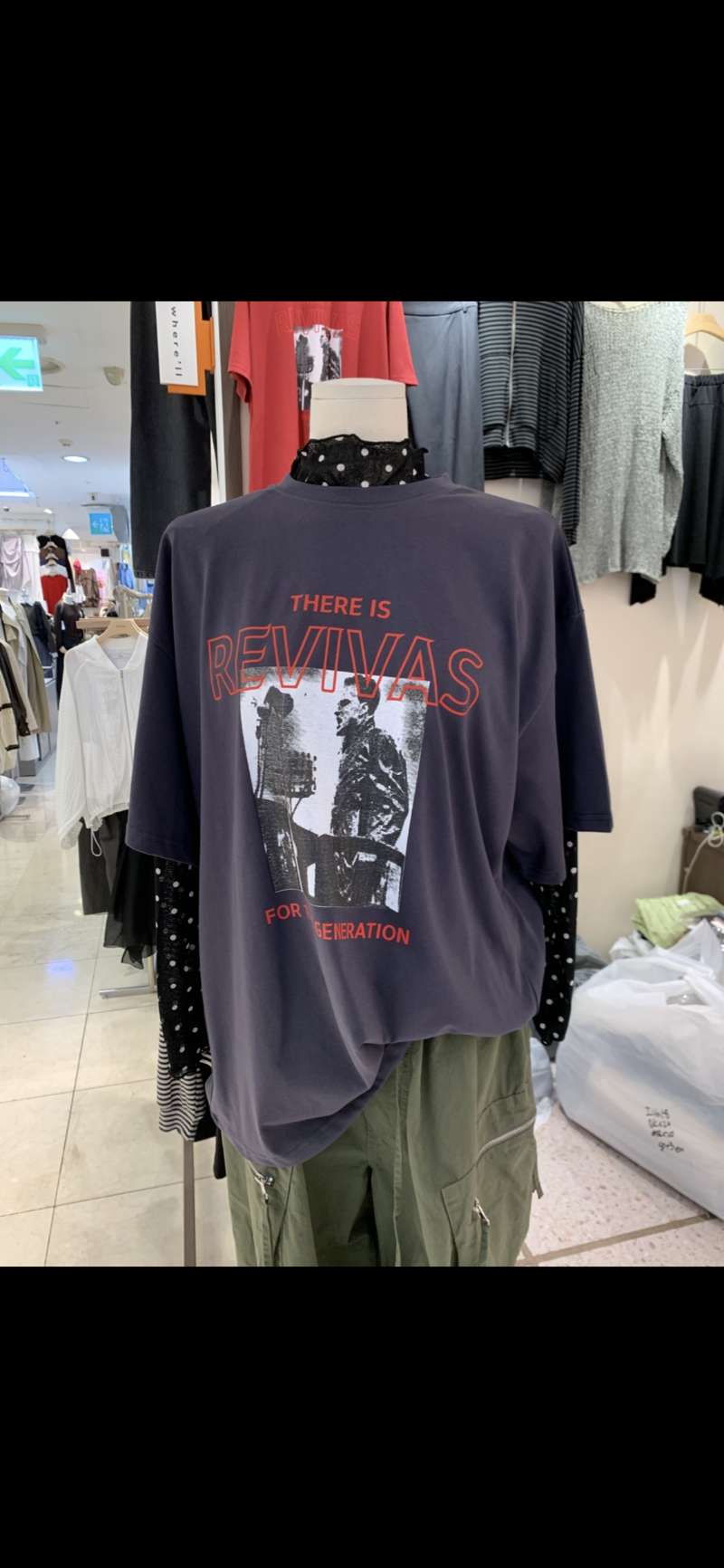 “REVIVAS”短袖Tee