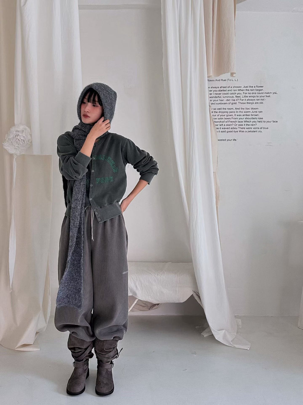 英文字洗水啪鈕外套