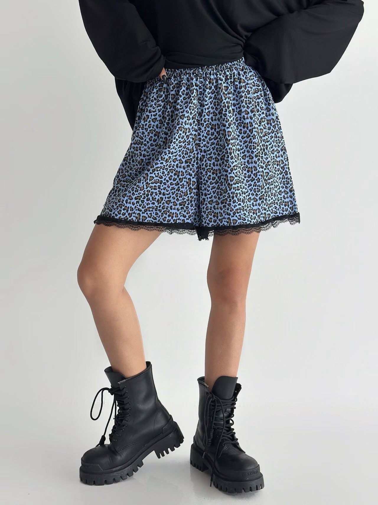 Lace邊豹紋短褲