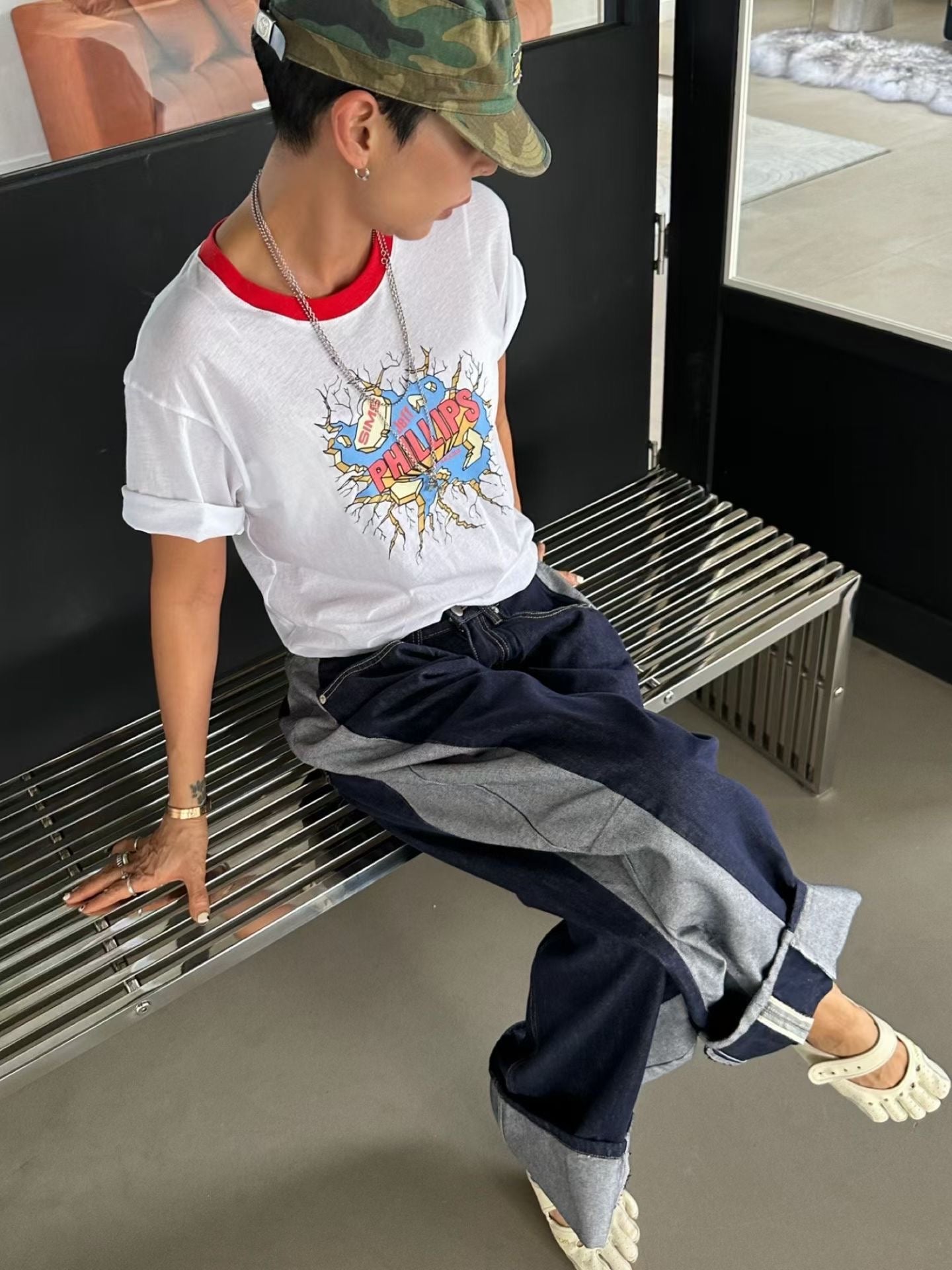 “Phillips”領拚色Tee