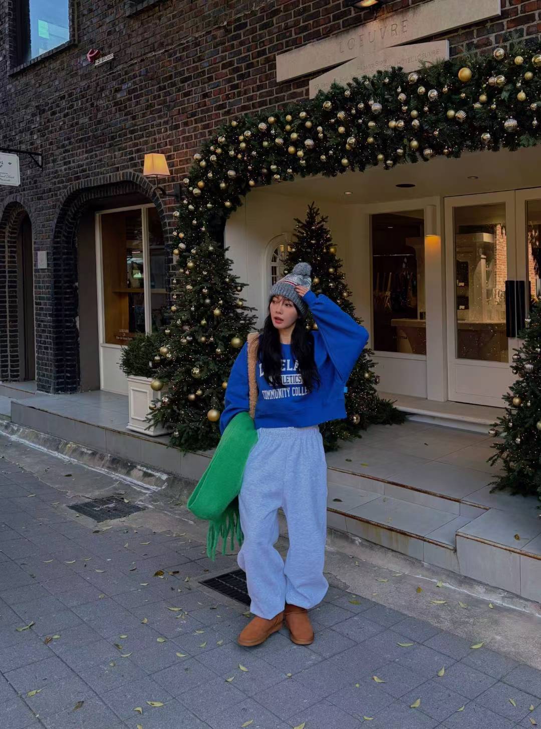 “LAKELADE”抓毛短衛衣