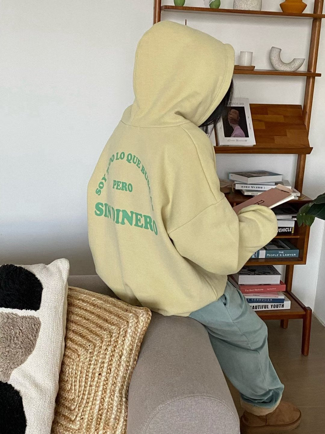 “SIN DINERO”有帽抓毛衛衣