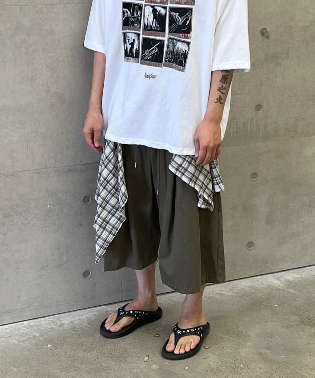 格仔披短褲