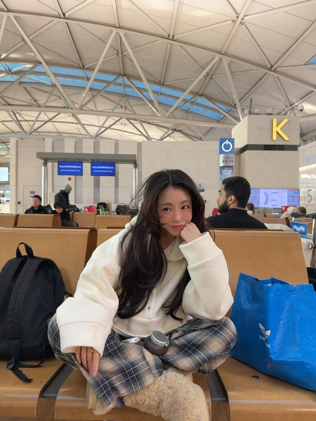 絨面前袋有帽衛衣