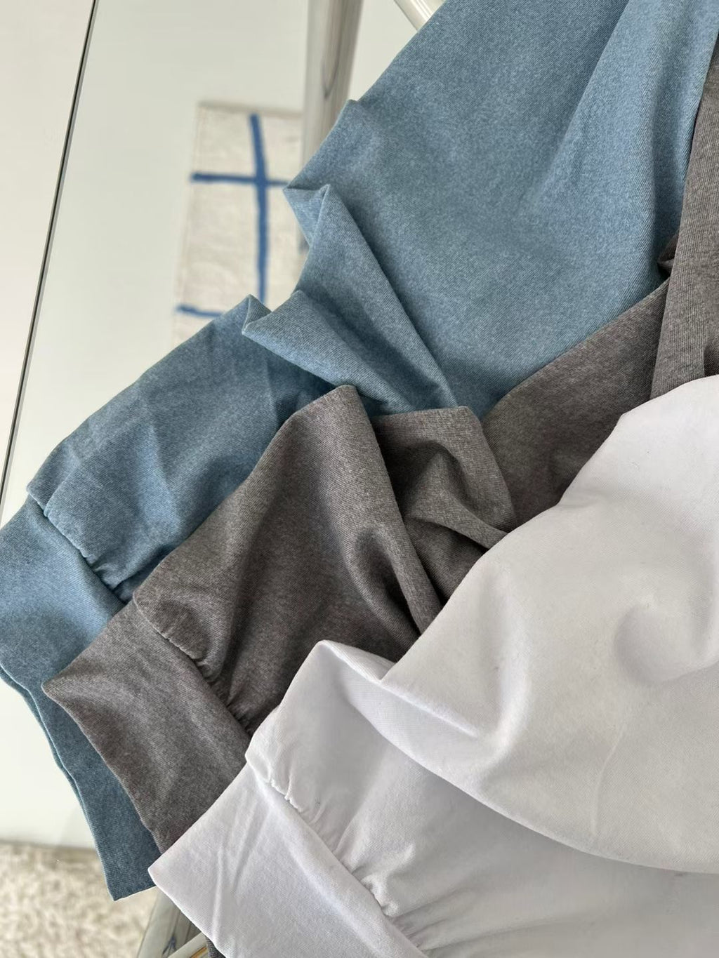 束袖淨色長Tee