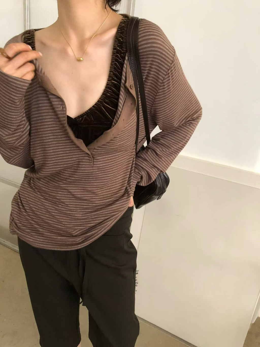 開鈕幼橫間Tee