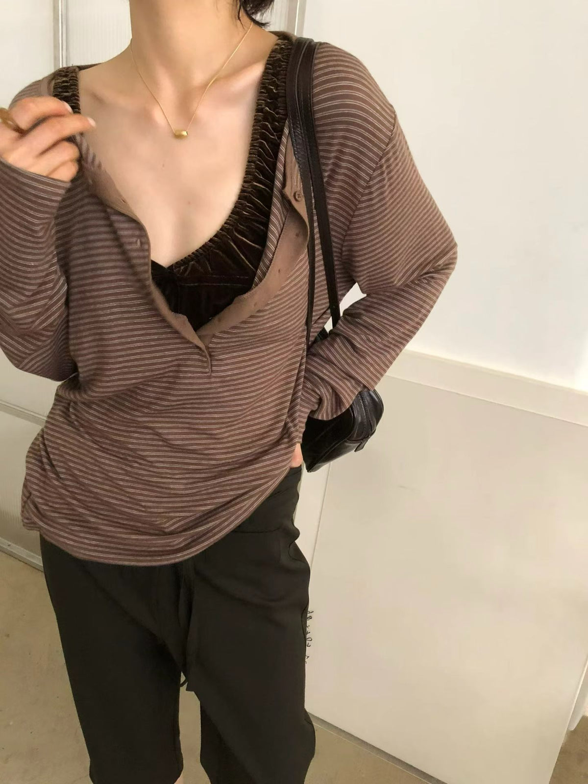 開鈕幼橫間Tee