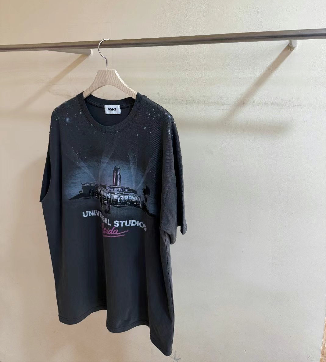 “UNIVERSAL STUDIO”洗水Tee