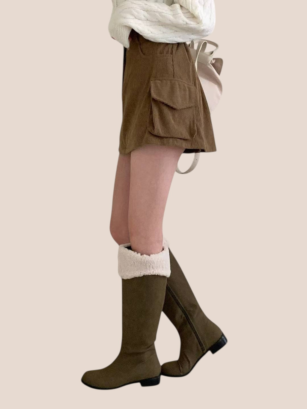 兩袋燈芯絨短裙褲