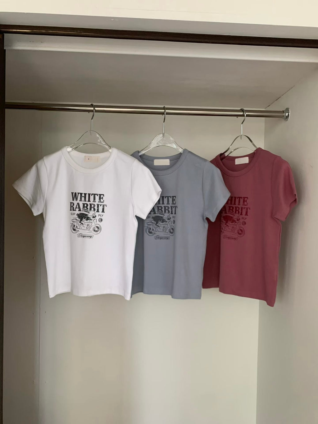 “White Rabbit”Tee