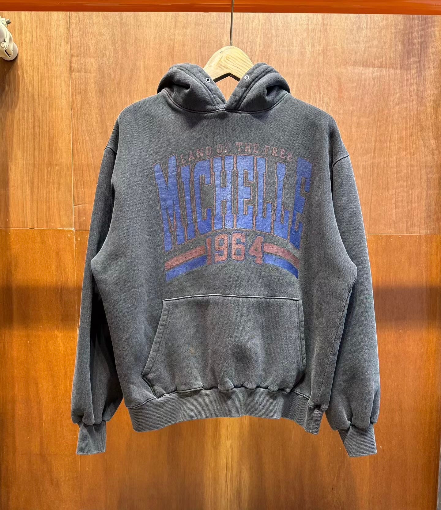 “MICHELLE”有帽洗水衛衣