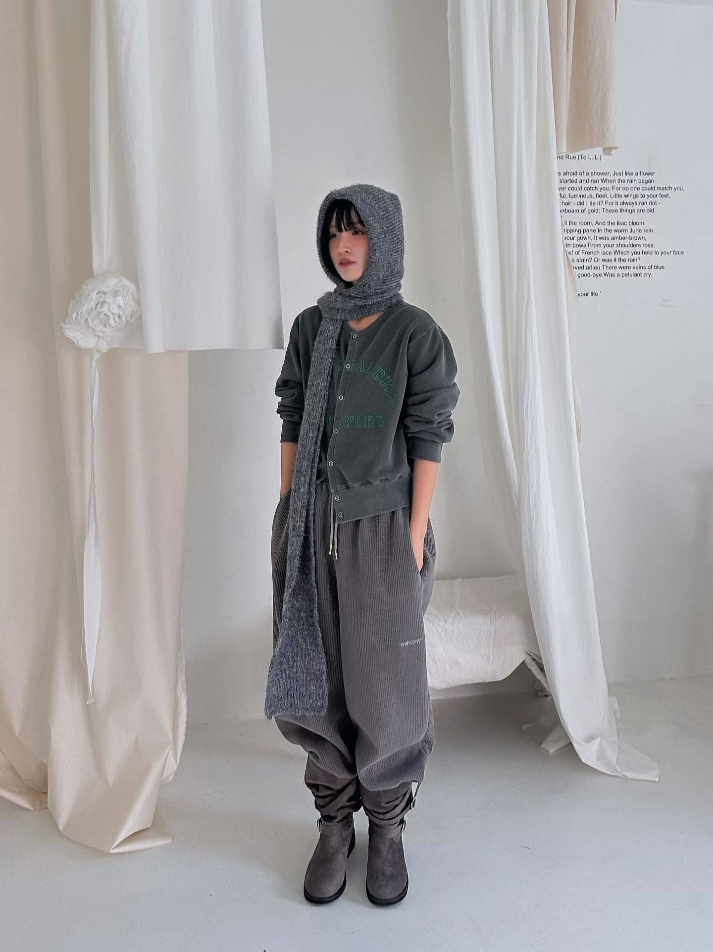 英文字洗水啪鈕外套