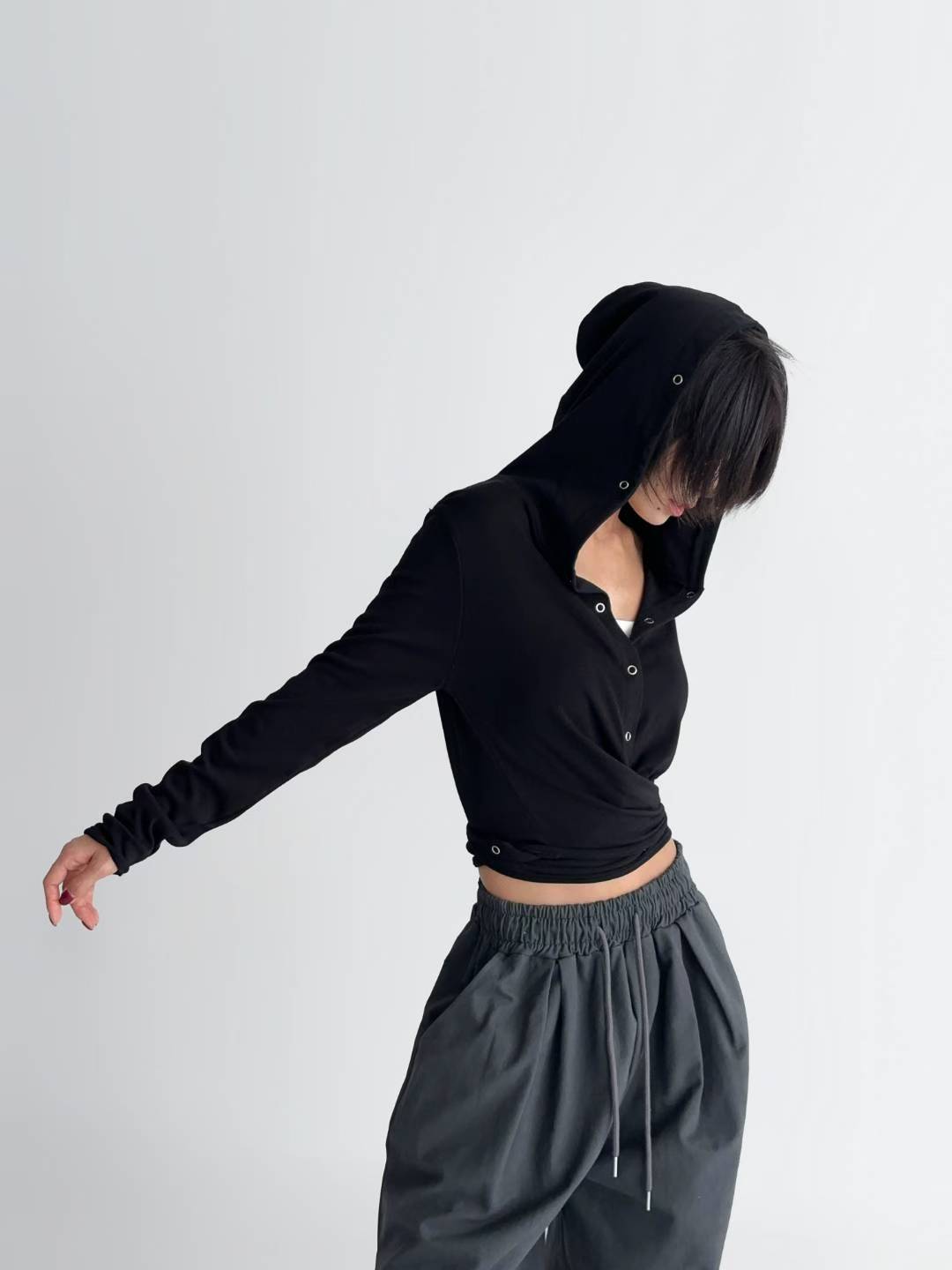 啪鈕綁腳有帽衫