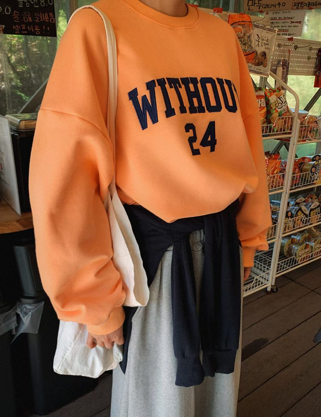 “WITHOUT”短衛衣