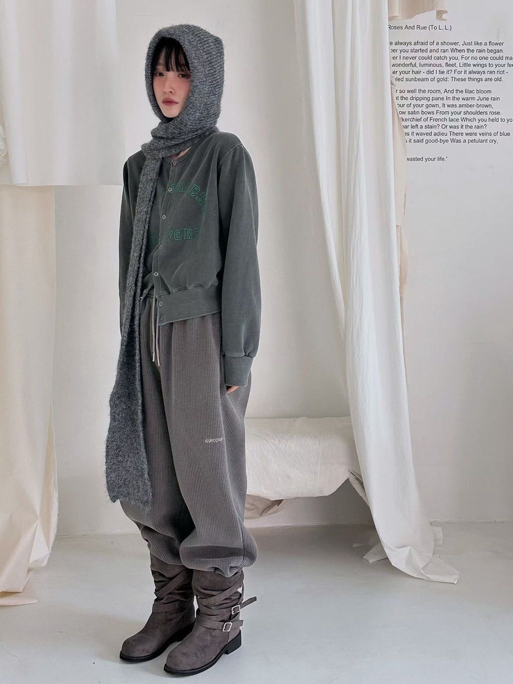 英文字洗水啪鈕外套