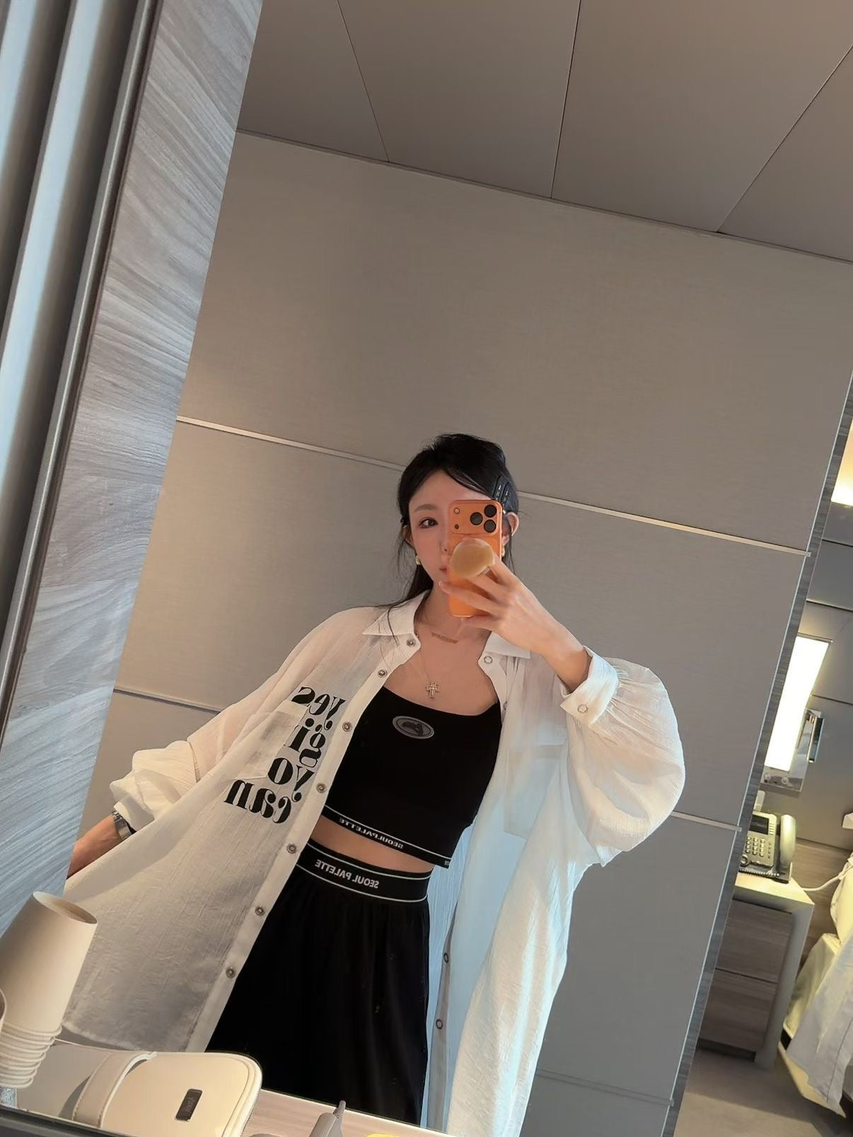 英文字pocket 雪紡長恤衫