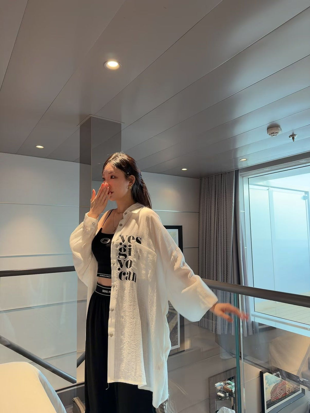 英文字pocket 雪紡長恤衫