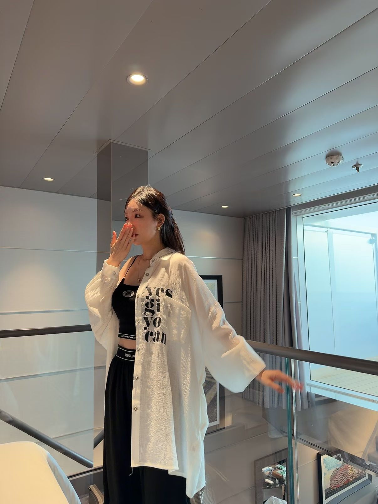 英文字pocket 雪紡長恤衫