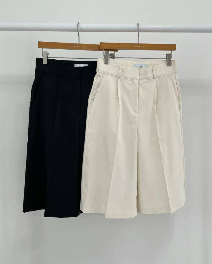 Four bone long trousers