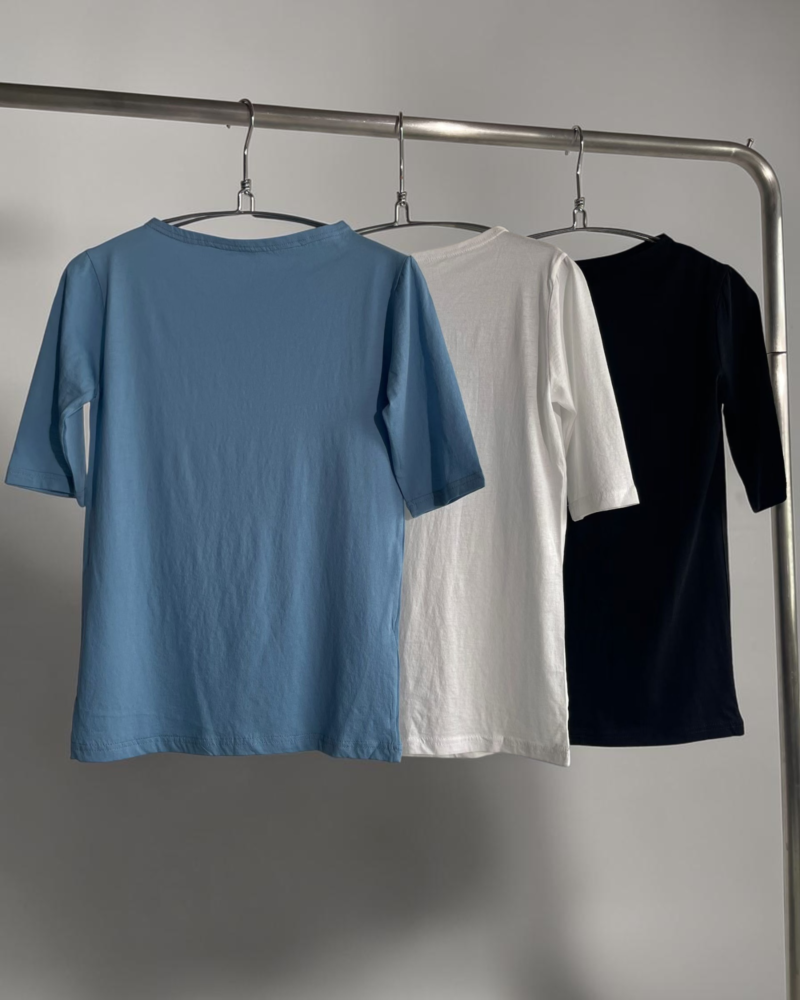 中䄂滑料Tee
