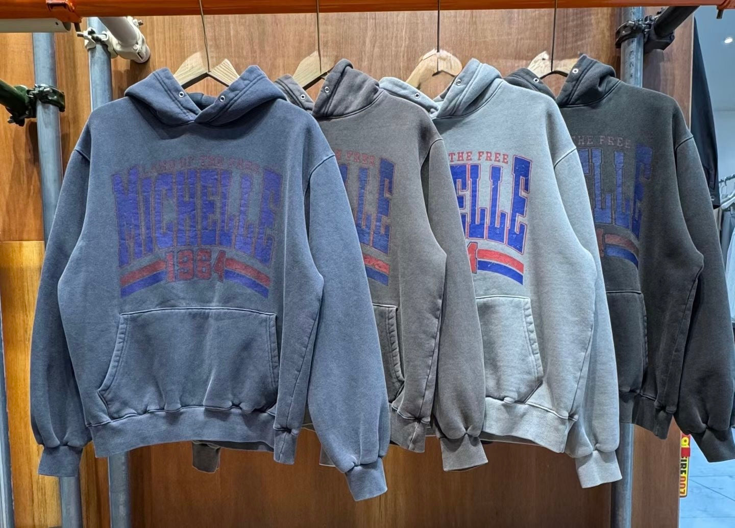 “MICHELLE”有帽洗水衛衣