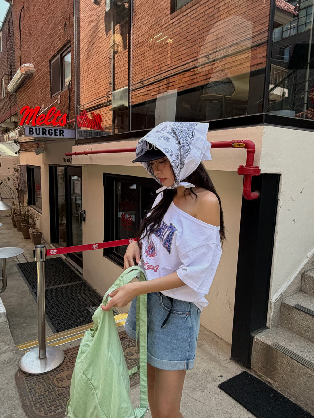 跌膊”Atlanta” Tee