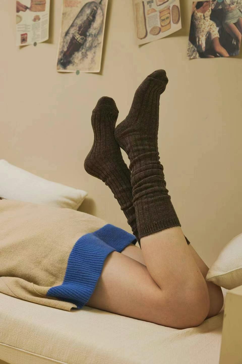 Cashmere long pile socks